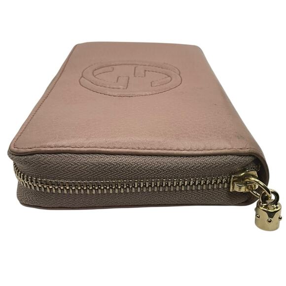 30. Gucci Pink Interlocking Soho Leather Wallet - Picture 6 of 14